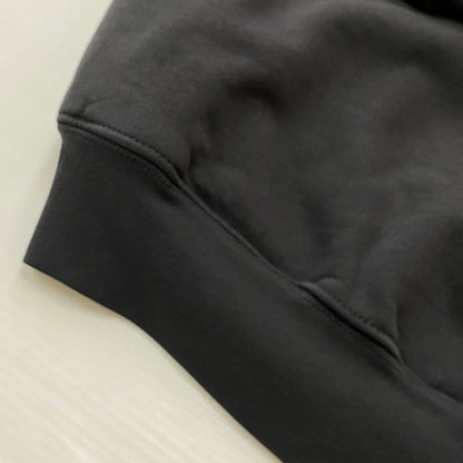 【中古品】【メンズ】 FEAR OF GOD ESSENTIALS フィア オブ ゴッド エッセンシャルズ CAMPUS 90's LONG SLEEVE SWEAT キャンパス 90年代 ロング スリーブ スウェット 長袖 トップス トレーナー 142-260718-sa-06-tei サイズ：L カラー：ブラック 万代Net店