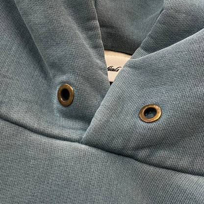 【現状渡し品】【メンズ】 FEAR OF GOD ESSENTIALS CAMPUS フィア オブ ゴッド エッセンシャルズ 90's LOGO HOODIE ロゴ フーディー トップス プルーオーバーパーカー 142-260718-sa-09-tei サイズ：M カラー：ブルー 万代Net店