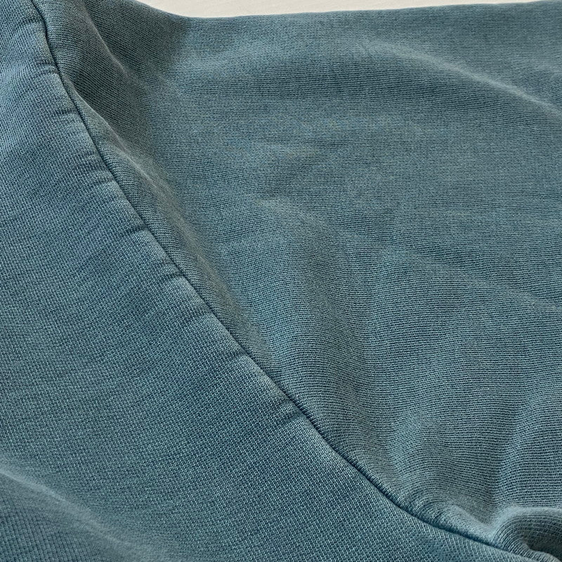 【現状渡し品】【メンズ】 FEAR OF GOD ESSENTIALS CAMPUS フィア オブ ゴッド エッセンシャルズ 90's LOGO HOODIE ロゴ フーディー トップス プルーオーバーパーカー 142-260718-sa-09-tei サイズ：M カラー：ブルー 万代Net店