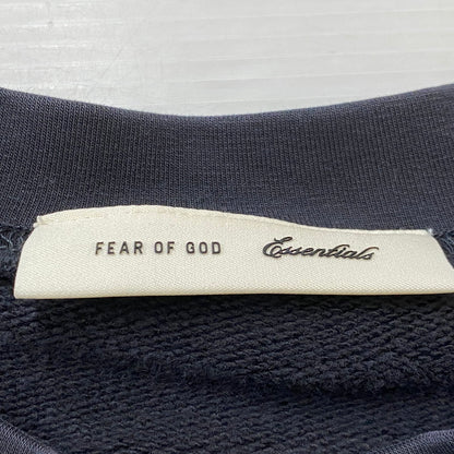 【中古品】【メンズ】 FEAR OF GOD ESSENTIALS フィア オブ ゴッド エッセンシャルズ 90's FITRAINING LOGO CREW 90年代 フィットトレーニング ロゴ クルー 長袖 トップス 142-260718-sa-05-tei サイズ：L カラー：ブラック 万代Net店