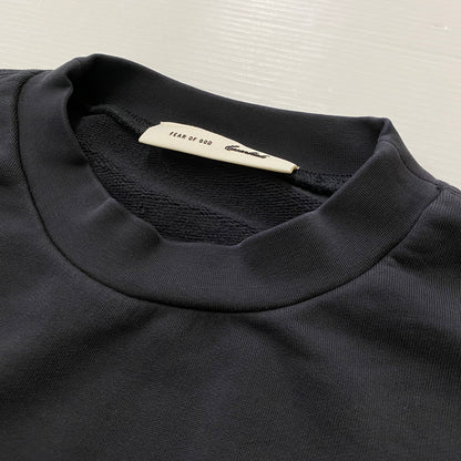 【中古品】【メンズ】 FEAR OF GOD ESSENTIALS フィア オブ ゴッド エッセンシャルズ 90's FITRAINING LOGO CREW 90年代 フィットトレーニング ロゴ クルー 長袖 トップス 142-260718-sa-05-tei サイズ：L カラー：ブラック 万代Net店