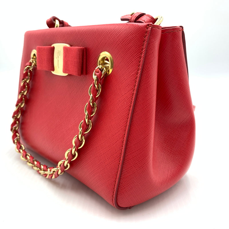 【中古品】【レディース】 Salvatore Ferragamo サルヴァトーレ・フェラガモ AB-21G191 ヴァラリボン 2WAYチェーンバッグ カバン ショルダーバッグ ハンドバッグ 188-260721-ko-03-tei カラー：レッド 万代Net店