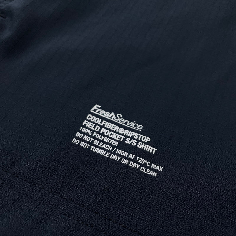 【中古品】【メンズ】 FRESH SERVICE フレッシュ サービス 26SS COOLFIBERR RIPSTOP FIELD POCKET S/S SHIRT FSC262-50009 2026年春夏 クールファイバー リップストップ フィールド ポケット シャツ 半袖 140-260719-sa-07-tei サイズ：M カラー：ネイビー 万代Net店