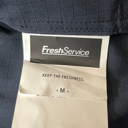 【中古品】【メンズ】 FRESH SERVICE フレッシュ サービス 26SS COOLFIBERR RIPSTOP FIELD POCKET S/S SHIRT FSC262-50009 2026年春夏 クールファイバー リップストップ フィールド ポケット シャツ 半袖 140-260719-sa-07-tei サイズ：M カラー：ネイビー 万代Net店