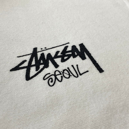 【中古品】【メンズ】 STUSSY ステューシー SEOUL LOGO HOODIE 392380 ロゴ フーディ 長袖 トップス プルオーバーパーカー 142-260720-sa-30-tei サイズ：L カラー：ホワイト系 万代Net店