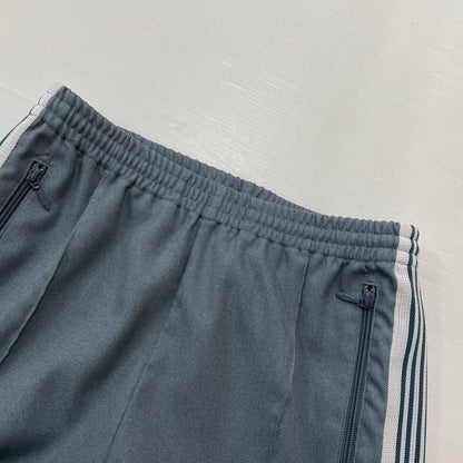 【中古品】【メンズ】 NEEDLES ニードルス 22SS WILD LIFE TAILOR NARROW KP401 2022年春夏 ワイルド ライフ テーラー ナロウ ボトムス 別注 151-260720-sa-25-tei サイズ：M カラー：グレー系 万代Net店