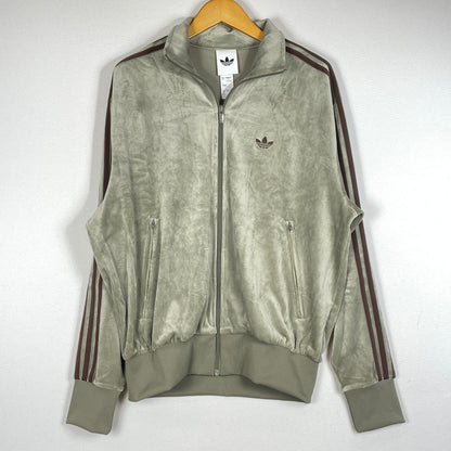 【中古品】【メンズ】 ADIDAS アディダス FIREBIRD VELOUR TRACK TOP KD9377 ファイヤーバード ベロア トラック トップ アウター ジャージ 148-260720-sa-22-tei サイズ：M カラー：カーキ 万代Net店