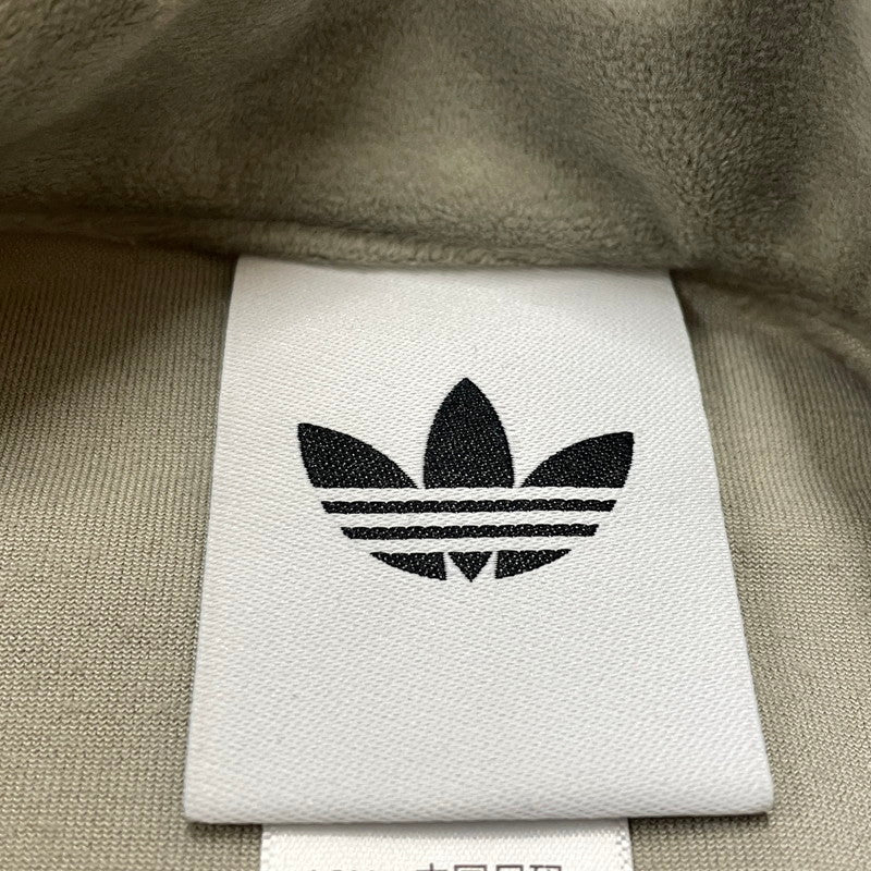 【中古品】【メンズ】 ADIDAS アディダス FIREBIRD VELOUR TRACK TOP KD9377 ファイヤーバード ベロア トラック トップ アウター ジャージ 148-260720-sa-22-tei サイズ：M カラー：カーキ 万代Net店
