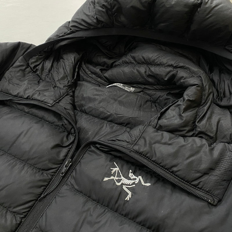 【現状渡し品】【メンズ】 ARCTERYX アークテリクス CERIUM LT HOODY 29923-132780 セリウム ライト ウェイト フーディー アウター 144-260721-sa-01-tei サイズ：S カラー：ブラック 万代Net店