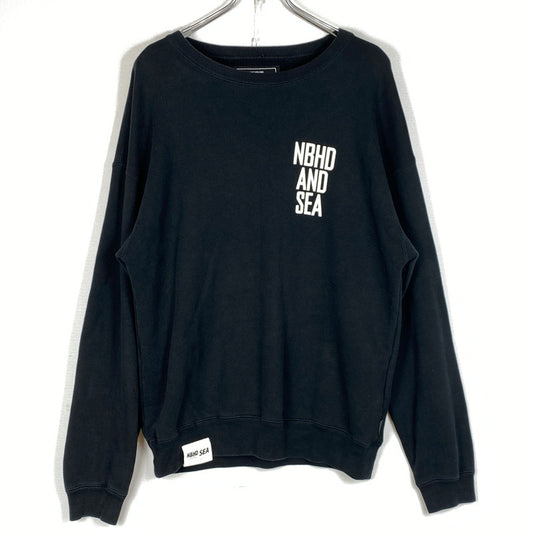 【中古品】【メンズ】 NEIGHBORHOOD ネイバーフッド × WINDANDSEA ウィンダンシー 別注コラボ LOGOSWEAT 231UWWSN ロゴ スウェット トップス トレ－ナー 142-260721-sa-04-tei サイズ：S カラー：ブラック 万代Net店