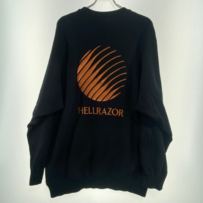 【中古品】【メンズ】 HELLRAZOR EMB CREWNECK (ヘルレイザー クルーネックスウェット) LOGO SWEAT 142-260822-nm-39-tei サイズ：XXL カラー：BLACK 万代Net店