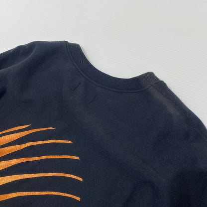 【中古品】【メンズ】 HELLRAZOR EMB CREWNECK (ヘルレイザー クルーネックスウェット) LOGO SWEAT 142-260822-nm-39-tei サイズ：XXL カラー：BLACK 万代Net店