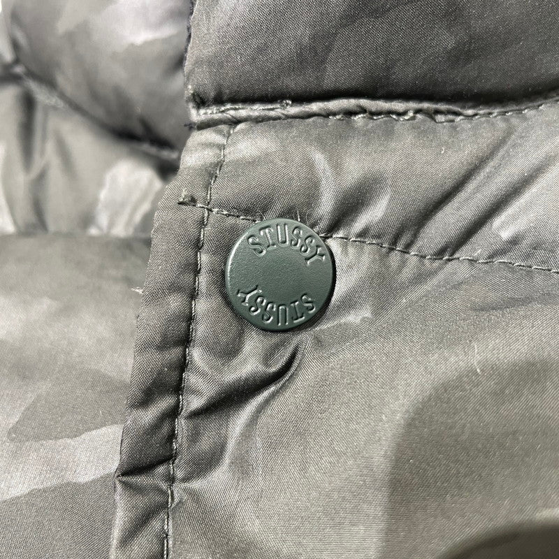 【中古品】【メンズ】 OLD Stussy オールドステューシー REVERSIBLE DOWN VEST リバーシブルダウンベスト アウター 142-260730-ss-01-tei サイズ：M/※無地側ポケット横ダメージ有 カラー：ブラック×グレー 万代Net店