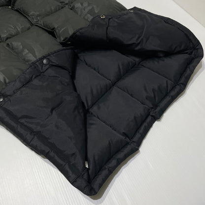 【中古品】【メンズ】 OLD Stussy オールドステューシー REVERSIBLE DOWN VEST リバーシブルダウンベスト アウター 142-260730-ss-01-tei サイズ：M/※無地側ポケット横ダメージ有 カラー：ブラック×グレー 万代Net店