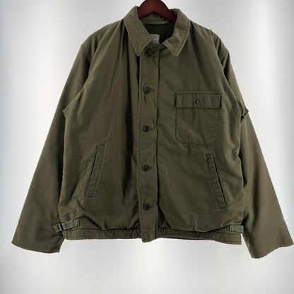 【中古品】【メンズ】 U.S.NAVY アメリカ海軍 A-2 DECK JACKET デッキジャケット アウター 145-260730-ss-10-tei サイズ：42~44/※使用感有 カラー：カーキ 万代Net店