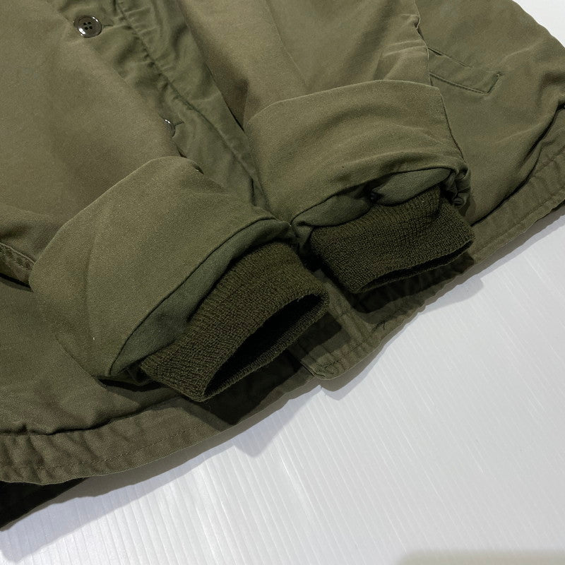 【中古品】【メンズ】 U.S.NAVY アメリカ海軍 A-2 DECK JACKET デッキジャケット アウター 145-260730-ss-10-tei サイズ：42~44/※使用感有 カラー：カーキ 万代Net店