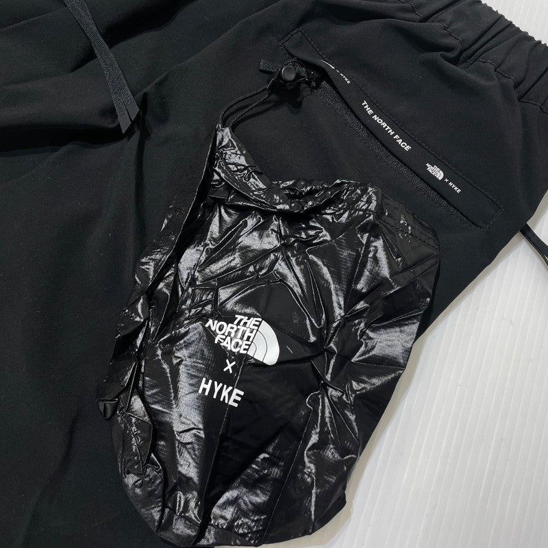 【中古品】【レディース】 THE NORTH FACE ザ・ノースフェイス × HYKE ハイク 別注コラボ TEC WRAP SHORT SKIRT "BLACK" テック ラップ ショートスカート ボトムス 151-260727-yo-18-tei サイズ：L カラー：ブラック 万代Net店
