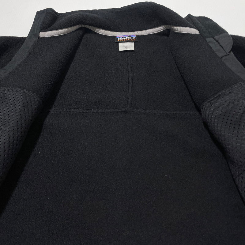 【中古品】【メンズ】 PATAGONIA パタゴニア SYNCHILLA FLEECE JACKET 25395F7 シンチラ フリース ジャケット ライトアウター 07年製 144-260727-yo-04-tei サイズ：S カラー：ブラック 万代Net店