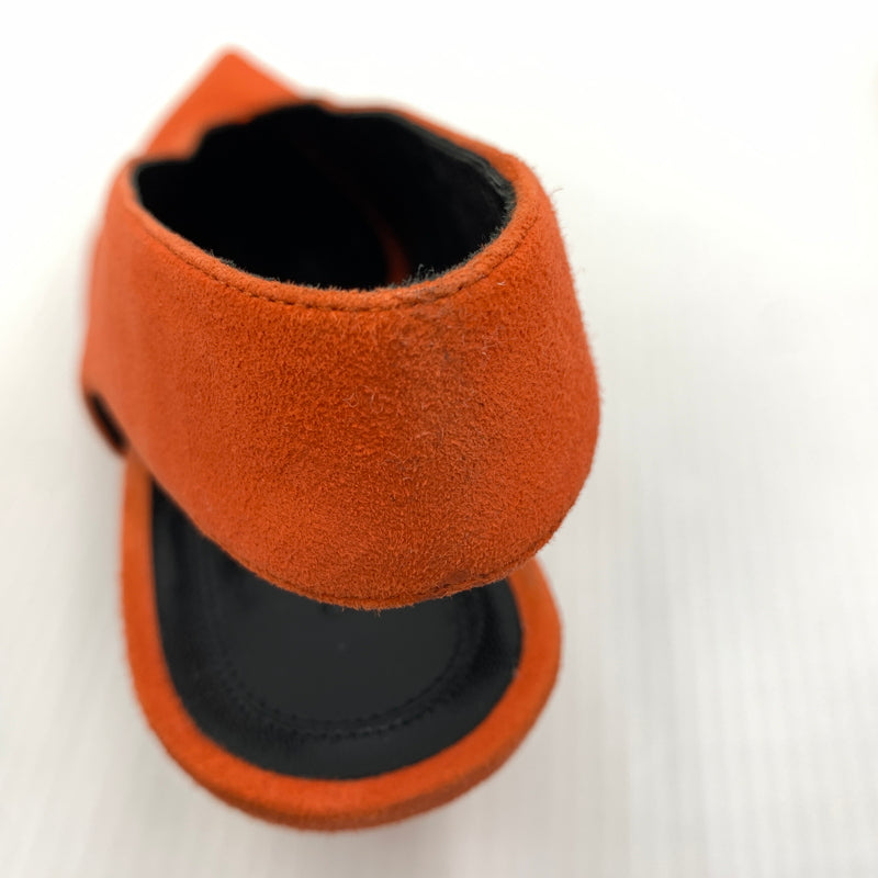 【中古品】【レディース】 CELINE セリーヌ V NECK PUMP 70 ブイ ネック パンプス 靴 シューズ 157-260801-ko-11-tei サイズ：36.5 カラー：Bright Orange 万代Net店