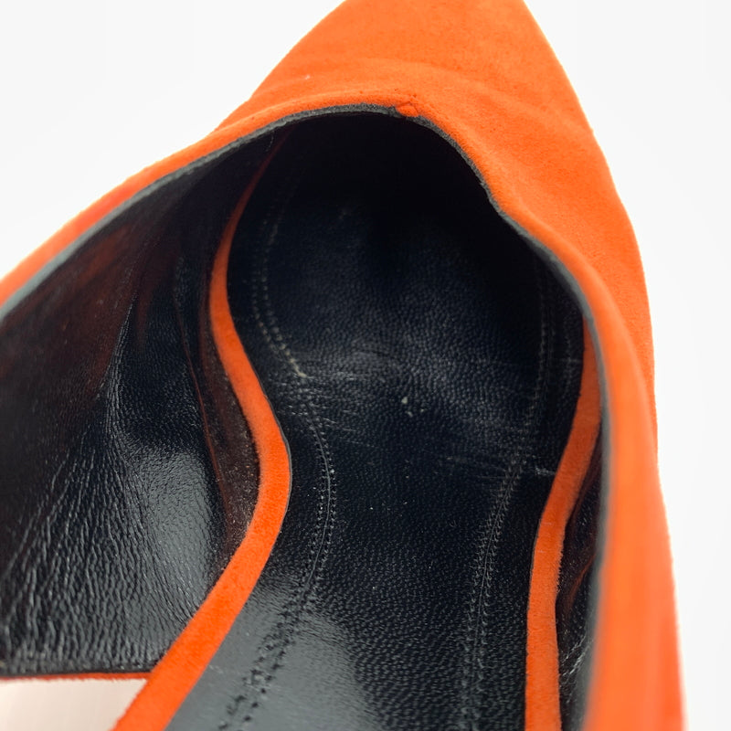 【中古品】【レディース】 CELINE セリーヌ V NECK PUMP 70 ブイ ネック パンプス 靴 シューズ 157-260801-ko-11-tei サイズ：36.5 カラー：Bright Orange 万代Net店