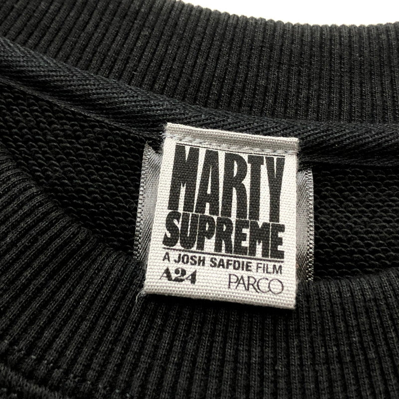 【中古品】【メンズ】 A24 エートゥエンティフォー × PARCO MARTY SUPREME パルコ マーティ シュプリーム 別注コラボ SWEAT SHIRT スウェット シャツ 長袖 トップス　 147-260727-sa-19-tei サイズ：L カラー：ブラック 万代Net店