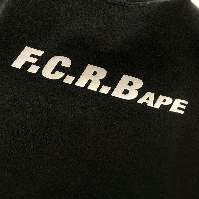 【中古品】【メンズ】 FCRB エフシーアールビー × A BATHING APE アベイジング エイプ 別注コラボ FCRB-190107 TEAM HOODIE チーム フーディー 長袖 トップス プルーオーバーパーカー 142-260728-sa-06-tei サイズ：M カラー：ブラック 万代Net店