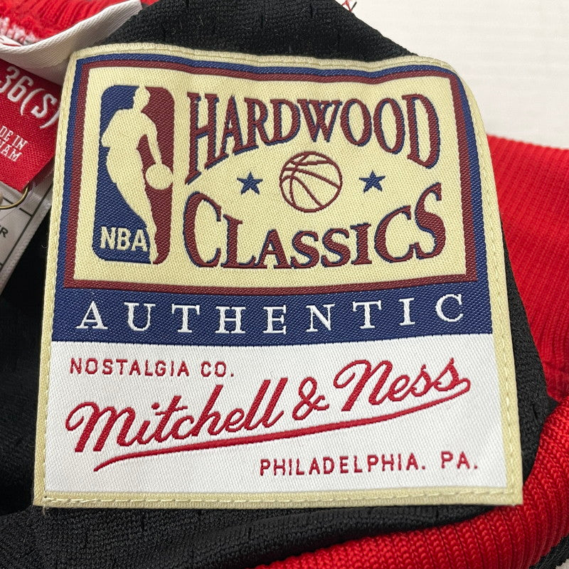 【中古品】【メンズ】 MITCHELL & NESS ミッチェル アンド ネス CHICAGO BULLS 1996-97 ALTERNATE AUTHENTIC SHORTS シカゴ ブルズ 1996-97 オルタネイト オーセンティック ショーツ ボトムス 短パン 159-260728-sa-02-tei サイズ：S カラー：ブラック 万代Net店