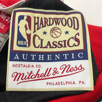 【中古品】【メンズ】 MITCHELL & NESS ミッチェル アンド ネス CHICAGO BULLS 1996-97 ALTERNATE AUTHENTIC SHORTS シカゴ ブルズ 1996-97 オルタネイト オーセンティック ショーツ ボトムス 短パン 159-260728-sa-02-tei サイズ：S カラー：ブラック 万代Net店