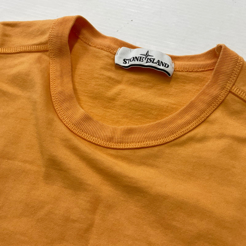 【中古品】【メンズ】 STONEISLAND ストーンアイラアンド HEAVYWEIGHT L/S TEE 731564450 ヘビーウェイト ロングスリーブ Tシャツ 半袖 トップス 141-260728-sa-08-tei サイズ：S カラー：オレンジ 万代Net店