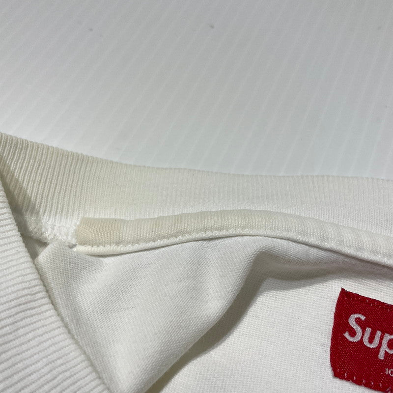 【現状渡し品】【メンズ】 SUPREME シュプリーム 22SS OLD ENGLISH GLOW S/S TEE 2022年春夏 オールド イングリッシュ ショートスリーブ Tシャツ 半袖 トップス 149-260728-sa-10-tei サイズ：L カラー：ホワイト 万代Net店