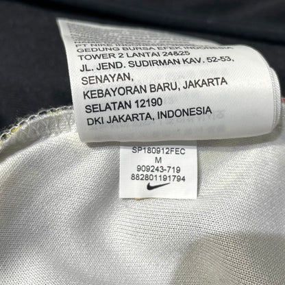 【中古品】【メンズ】 NIKE ナイキ AS M NSW N98 JKT PK TRIBUT AOP 909243-719 トリビュート オール オーバー プリント ジャケット ライトアウター トラックジャケット 148-260826-yo-11-teih サイズ：M カラー：総柄 万代Net店