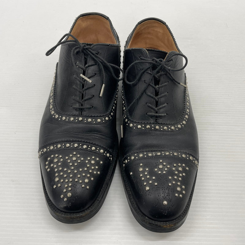【中古品】【メンズ】 UNIFORM EXPERIMENT ユニフォームエクスペリメント STRIGHT TIP STUDS SHOES 130130-3 ストレートチップ スタッズ シューズ 靴 レザーシューズ 164-261014-yo-27-teih サイズ：8 1/2 カラー：ブラック 万代Net店
