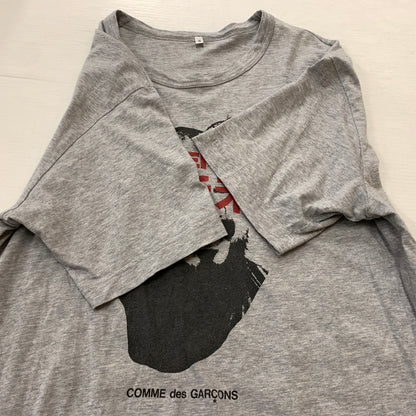 【中古品】【メンズ】 COMME des GARCONS コムデギャルソン AI WEIWEI S/S TEE アイ ウェイウェイ ショートスリーブ Tシャツ 半袖 トップス 140-260808-ko-10-tei サイズ：M カラー：グレー 万代Net店