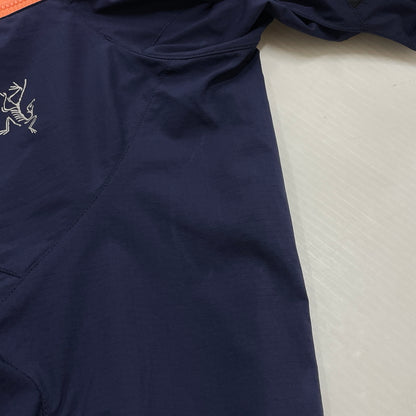 【中古品】【レディース】 ARC’TERYX アークテリクス SQUAMISH HOODY 13661-7802 スコーミッシュ フーディ アウター ジャケット 168-260730-sa-05-tei サイズ：S カラー：ネイビー 万代Net店