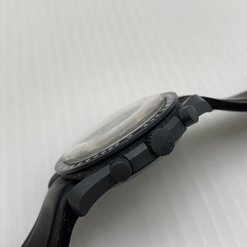 【現状渡し品】【メンズ】 SWATCH スウォッチ × OMEGA オメガ 別注 コラボ MOONSWATCH MISSION TO MERCURY S033A100 ムーンスウォッチ ミッション トゥ マーキュリー 腕時計 197-260801-ko-06-tei カラー：グレーブラック 万代Net店