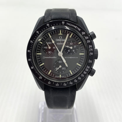 【現状渡し品】【メンズ】 SWATCH スウォッチ × OMEGA オメガ 別注 コラボ MOONSWATCH MISSION TO MERCURY S033A100 ムーンスウォッチ ミッション トゥ マーキュリー 腕時計 197-260801-ko-06-tei カラー：グレーブラック 万代Net店
