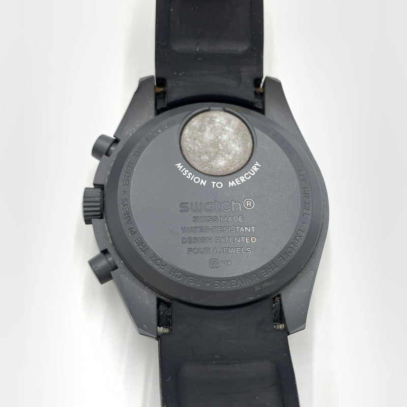【現状渡し品】【メンズ】 SWATCH スウォッチ × OMEGA オメガ 別注 コラボ MOONSWATCH MISSION TO MERCURY S033A100 ムーンスウォッチ ミッション トゥ マーキュリー 腕時計 197-260801-ko-06-tei カラー：グレーブラック 万代Net店