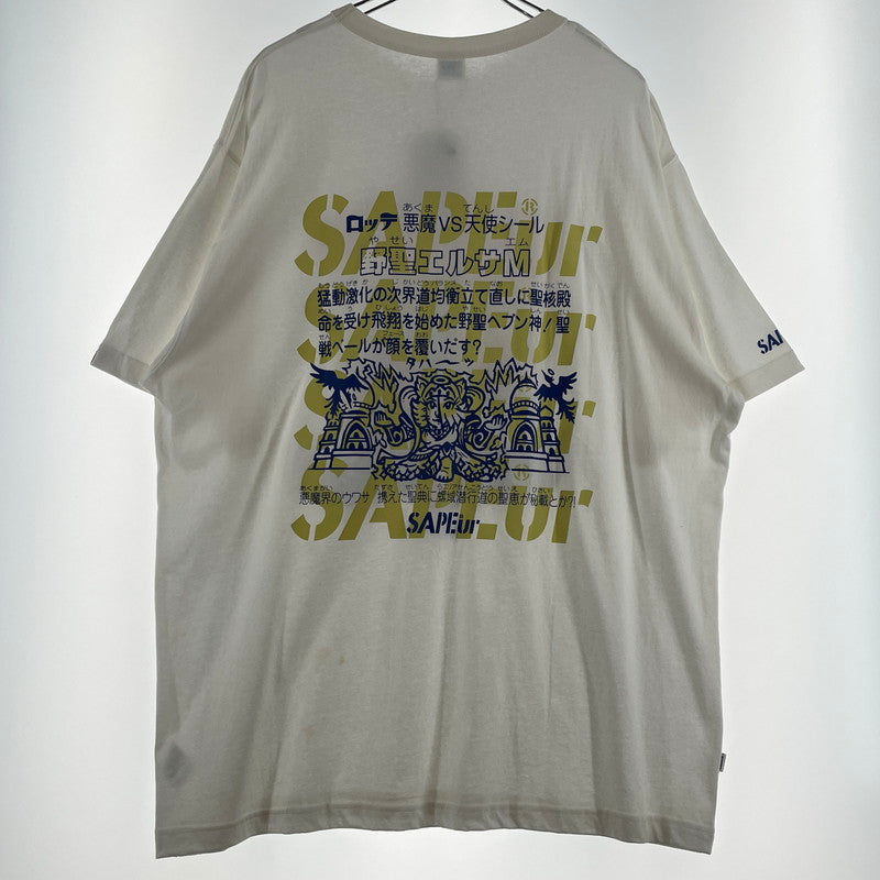 【現状渡し品】【メンズ】 SAPEUE サプール × ビックリマン BIKKURIMANN 別注コラボ ELSA S/S TEE 野聖 エルサ ショート スリーブ Tシャツ 半袖 トップス 142-260731-sa-12-tei サイズ：XXL カラー：ホワイト 万代Net店