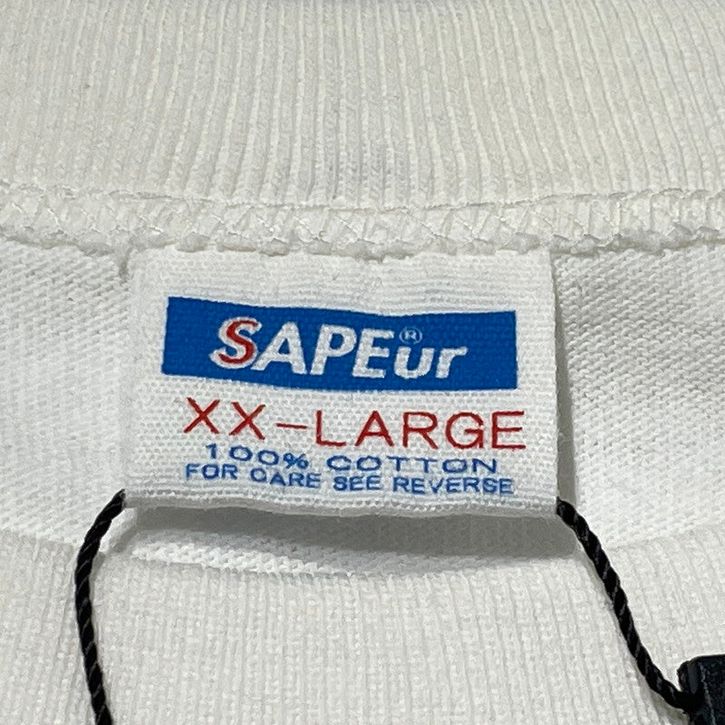 【現状渡し品】【メンズ】 SAPEUE サプール × ビックリマン BIKKURIMANN 別注コラボ ELSA S/S TEE 野聖 エルサ ショート スリーブ Tシャツ 半袖 トップス 142-260731-sa-12-tei サイズ：XXL カラー：ホワイト 万代Net店