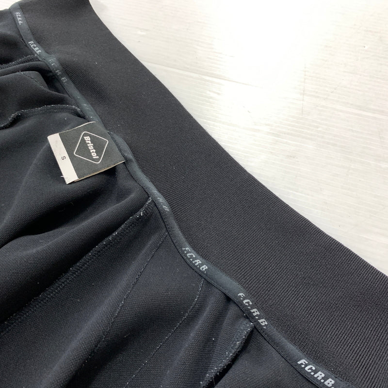 【現状渡し品】【メンズ】 F.C.REAL BRISTOL エフシーレアルブリストル 21AW TRAINING TRACK JACKET FCRB-212065 2021年秋冬 トレーニング トラック ジャケット 長袖 トップス ジャージ 142-260730-sa-08-tei サイズ：S カラー：ブラック 万代Net店