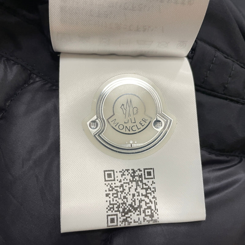 【中古品】【メンズ】 MONCLER FERRANDIER モンクレール フェルナンデス GIACCA E20913092090 53132 ジャッカ アウター ジャケット 141-260730-sa-02-tei サイズ：3 カラー：ブラック 万代Net店