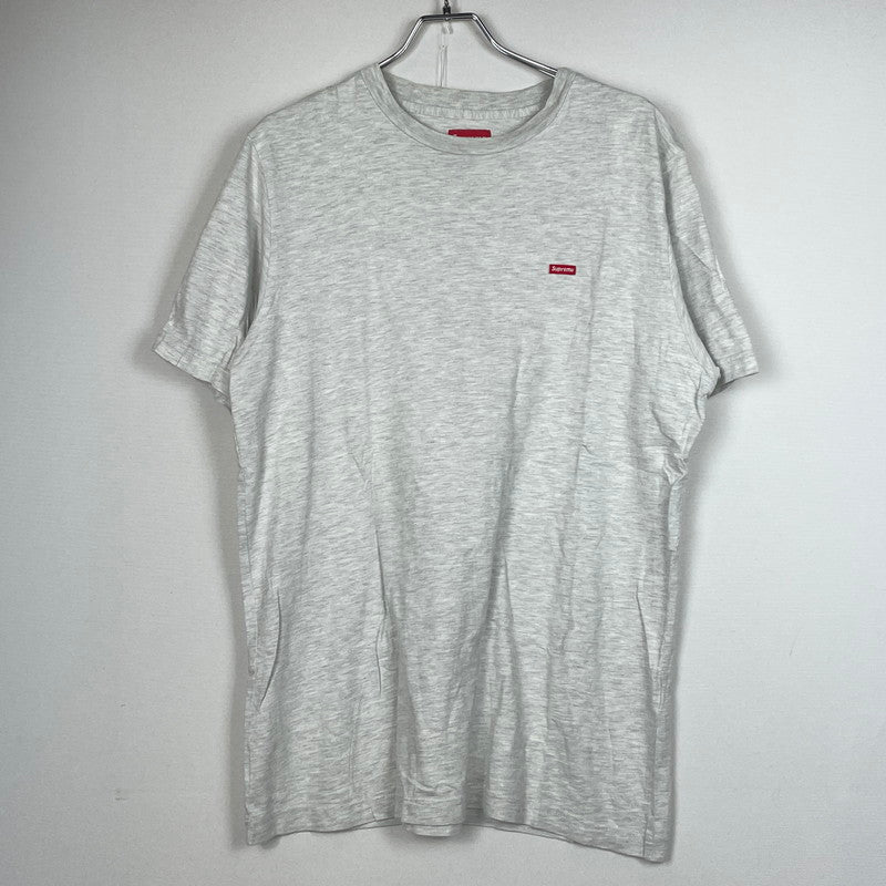 【中古品】【メンズ】 SUPREME シュプリーム SMALL BOX LOGO S/S TEE スモール ボックス ロゴ ショート スリーブ Tシャツ 半袖 トップス 149-260801-sa-18-tei サイズ：M カラー：ライトグレー 万代Net店