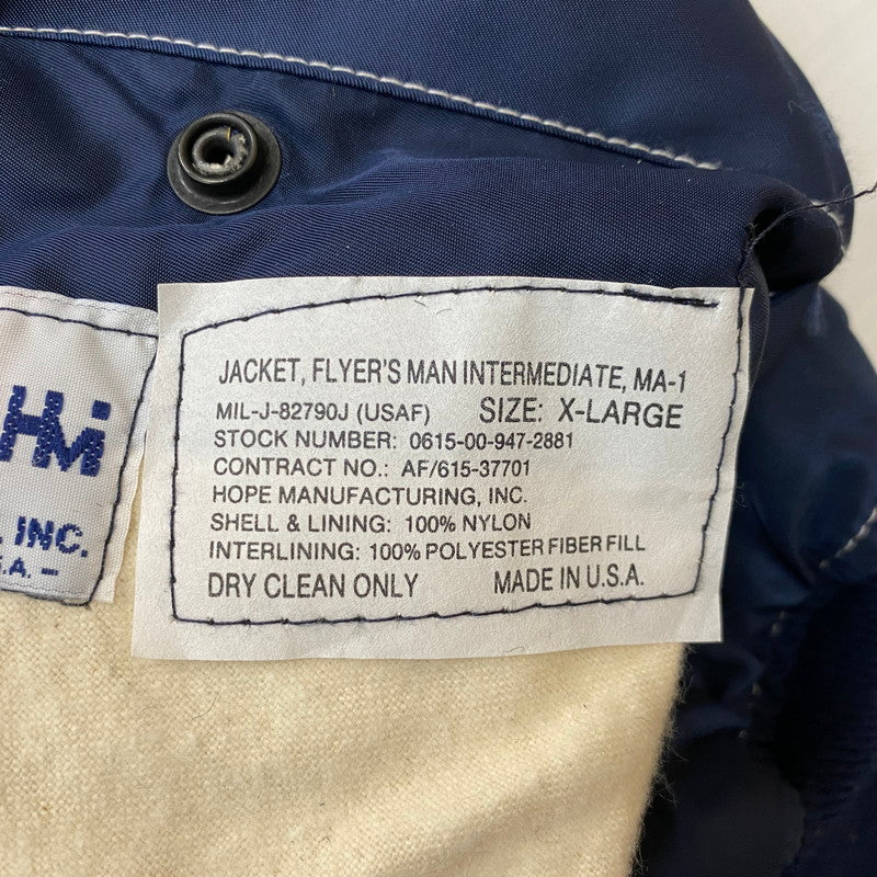【中古品】【メンズ】 HOPE MFG ホープ マニュファクチャリング EMAR ZIP MA-1 MADE IN USA エマール ジップ アウター ジャケット アメリカ製 145-260803-ss-06-tei サイズ：XL/※袖テープ使用感あり カラー：ネイビー 万代Net店