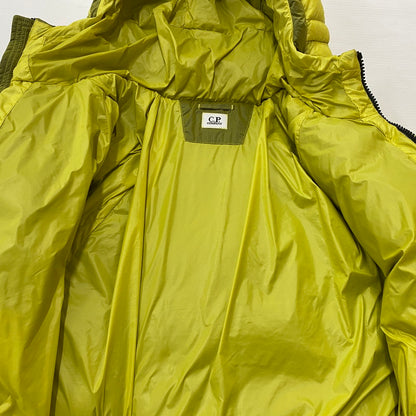 【中古品】【メンズ】 CP COMPANY シーピー カンパニー D.D. SHELLHOODED DOWN 19CMOW702A-110416A シャル フーデット ダウン アウター 141-260803-sa-11-tei サイズ：L カラー：イエロー 万代Net店