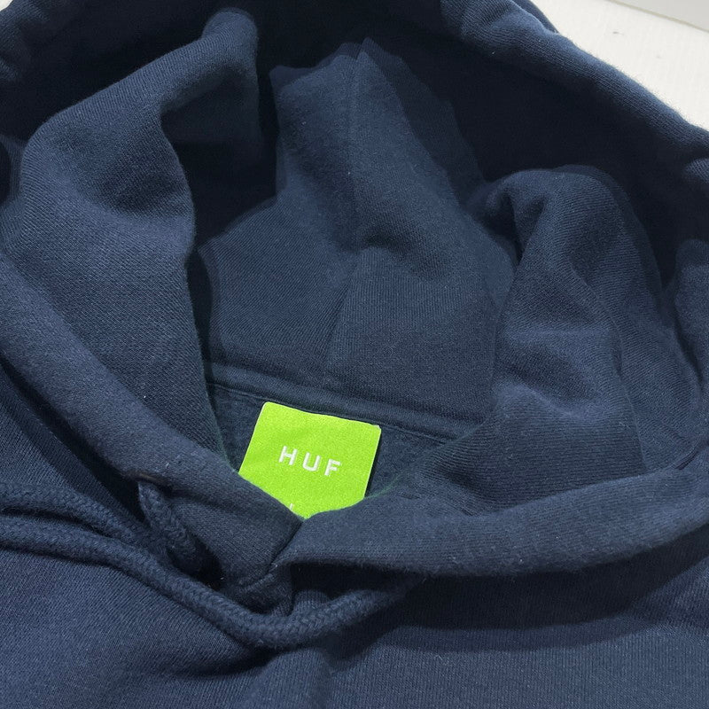 【中古品】【メンズ】 HUF ハフ LOGO PRINT PULLOVER HOODIE ロゴ プリント プルオーバー フーディー 長袖 トップス パーカー 142-260808-sa-08-tei サイズ：L カラー：ネイビー 万代Net店