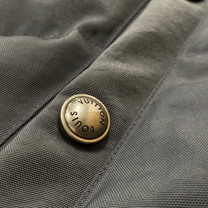 【中古品】【メンズ】 LOUIS VUITTON ルイ ビトン × NIGO REVERSIBLE ニゴー 別注コラボ リバーシブル PUFFER JACKET パファー ジャケット アウター 179-260803-sa-10-tei サイズ：46 カラー：グレー×カモ 万代Net店