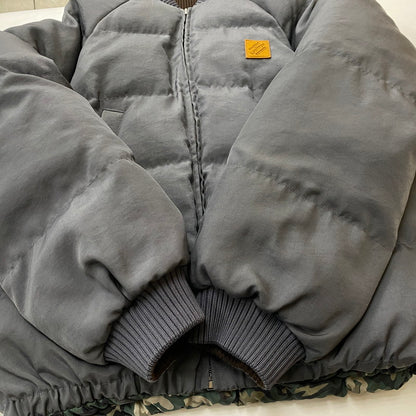 【中古品】【メンズ】 LOUIS VUITTON ルイ ビトン × NIGO REVERSIBLE ニゴー 別注コラボ リバーシブル PUFFER JACKET パファー ジャケット アウター 179-260803-sa-10-tei サイズ：46 カラー：グレー×カモ 万代Net店
