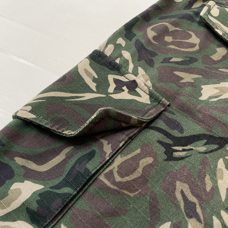 【中古品】【メンズ】 LOUIS VUITTON ルイ ヴィトン × NIGO ニゴー 別注コラボ MULTI POCKET CARGO PANTS マルチ ポケット カーゴ パンツ ボトムス 179-260804-sa-04-tei サイズ：44 カラー：カモ柄 万代Net店