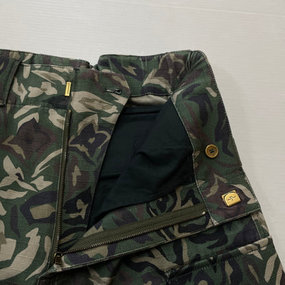 【中古品】【メンズ】 LOUIS VUITTON ルイ ヴィトン × NIGO ニゴー 別注コラボ MULTI POCKET CARGO PANTS マルチ ポケット カーゴ パンツ ボトムス 179-260804-sa-04-tei サイズ：44 カラー：カモ柄 万代Net店