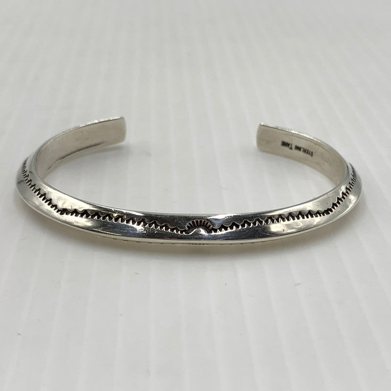 【中古品】【メンズ】 Navajo ナバホ ELAIN TAHE STERLING エレイン タヘ スターリング バングル アクセサリー ブレスレット 191-260812-ko-13-tei カラー：シルバーカラー 万代Net店